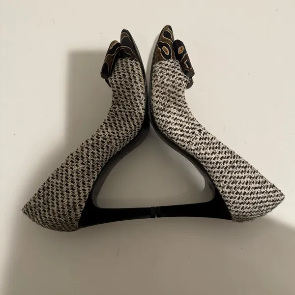Tory Burch Cleo Tweed and Silk Bow High Heel Pump Brown Navy Leopard Size 7 - Image 10