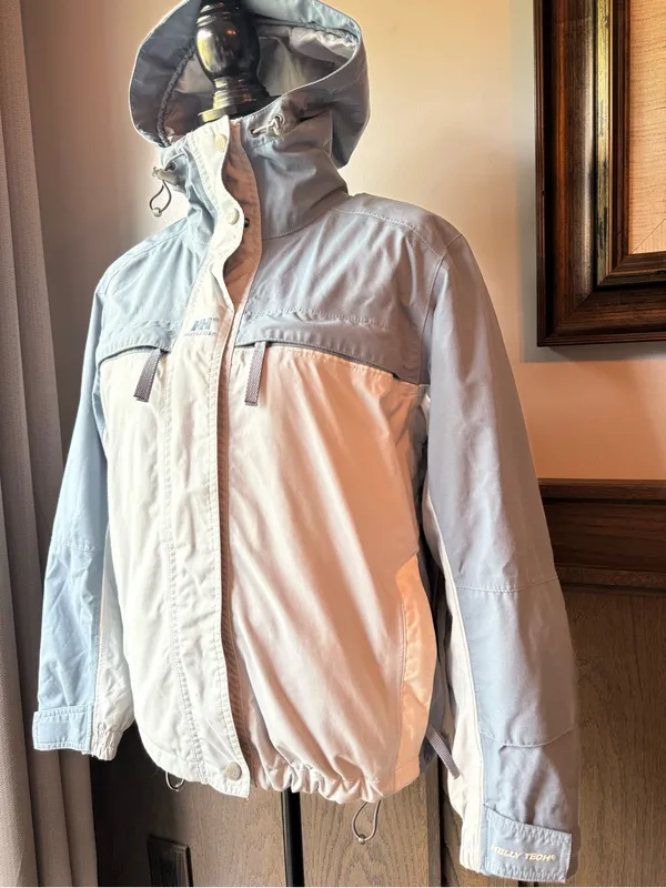 Helly Hansen women’s Y2K vintage colorblock Light Gray and Slate Jacket medium - Image 3