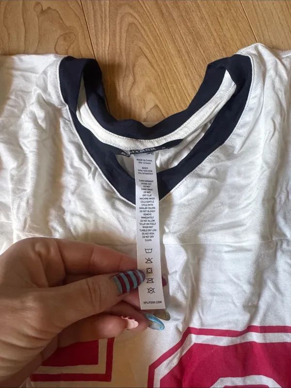 Splits59 White V-Neck Jersey with Red '59' Graphic - Image 4