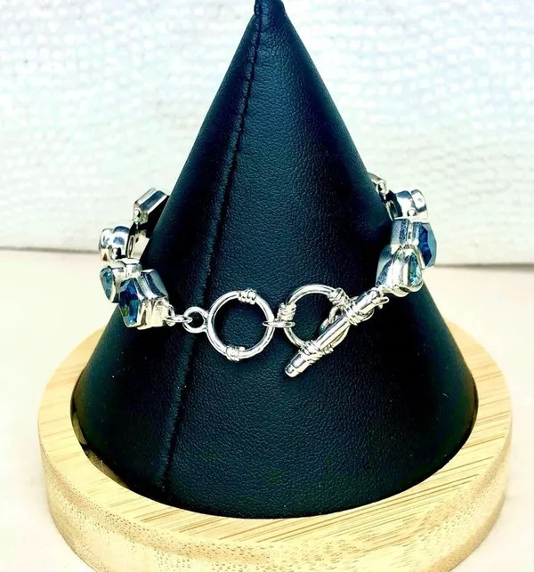 FACETED BLUE TOPAZ Sterling Silver Toggle Bracelet - Image 6