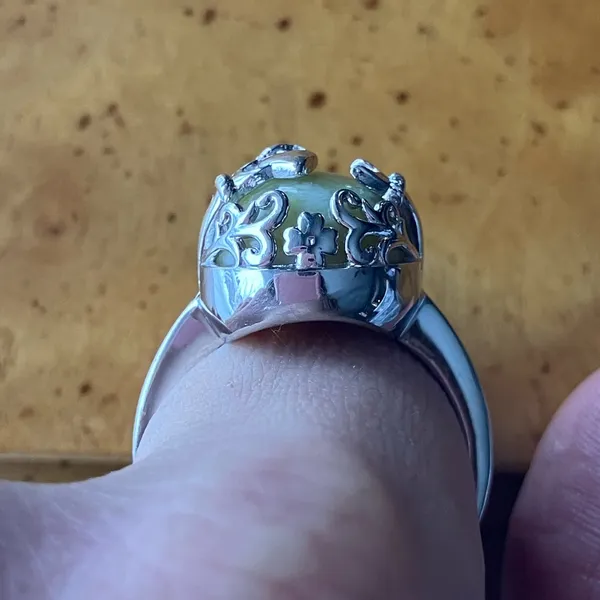 Natural Connemara Marble Sterling Silver Claddagh Ring Size 9 - Image 2