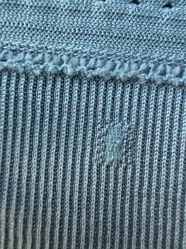 Lululemon Breeze by Long Sleeve Squad color Cascade Blue size 0. - Image 9