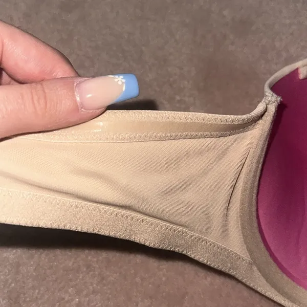 VS PINK Wear Everywhere Multi-Way Pushup Strapless Bra - Image 4