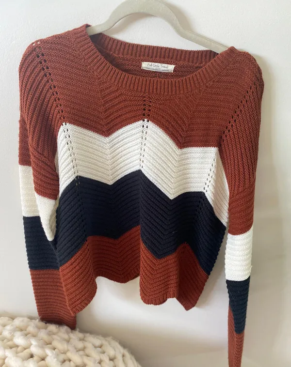 Full Circle Trends Cropped Block Sweater - Image 3