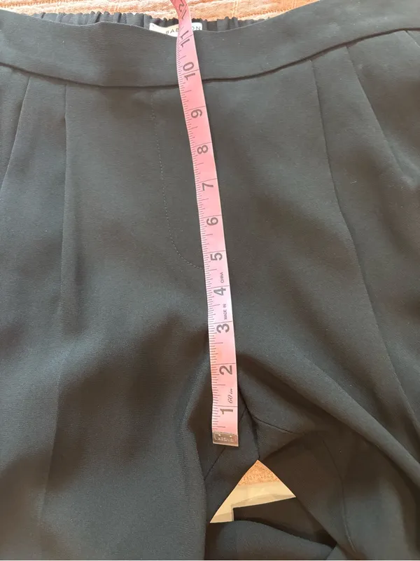 Aritzia Babaton Black Cohen Pleat Front Pants size 8 - Image 8
