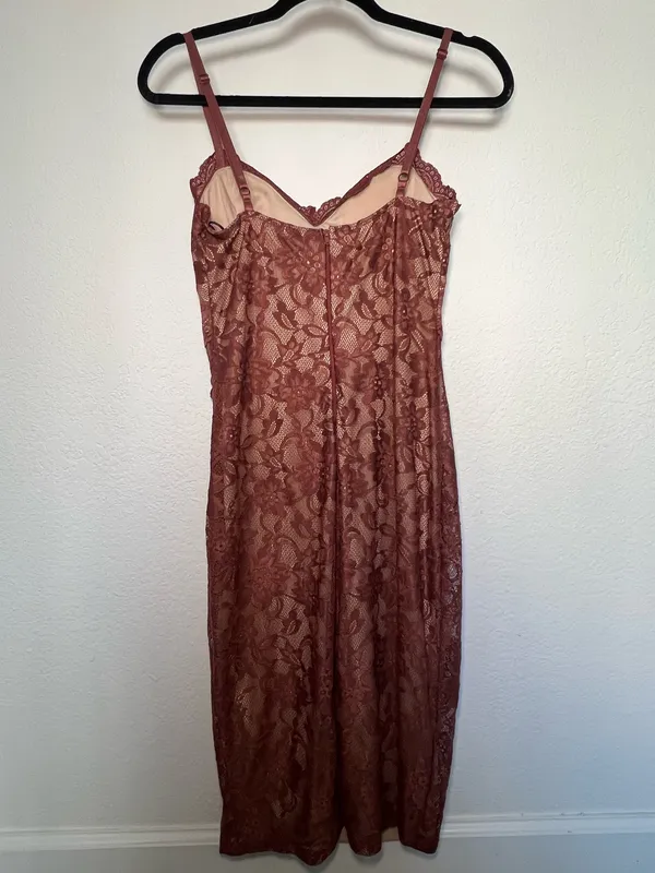 Windsor Lace Wedding Guest Dress - Image 5