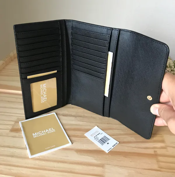 Michael Kors Wallet - Image 4