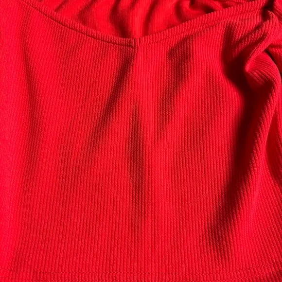 Red‎ Square Neck Long Sleeve Ribbed T-Shirt with Non-Slip Silicone Strip xs nwot - Image 4