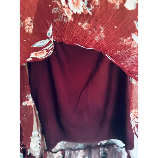 American Eagle Floral Boho Peasant Blouse XL Burgundy Bell Sleeve Lace Tie Neck - Image 7