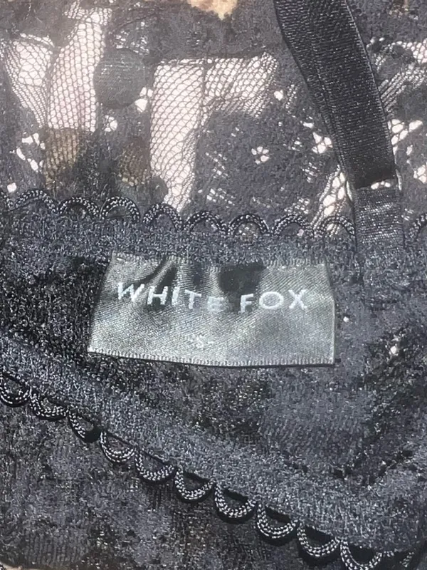 white fox boutique black lace  bustier size small - Image 4