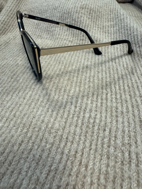 Quay Australia Sunglasses Honey - Image 2