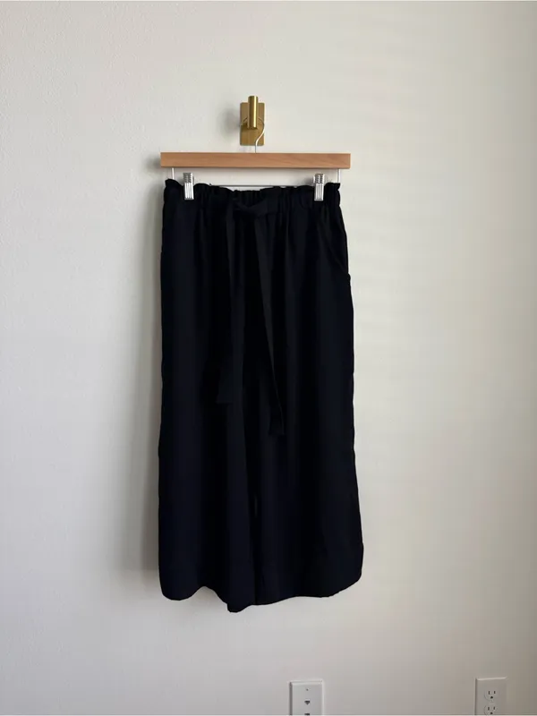 BP. Black Wide Leg Cropped Culotte Pants Paperbag Waist Small - Image 5