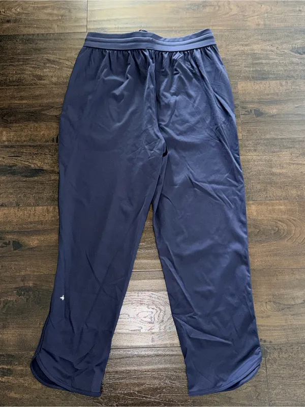 Halara NWT Mid Rise Drawstring Curved Hem Golf Tapered Pants with Pockets - Dark Blue - Image 3