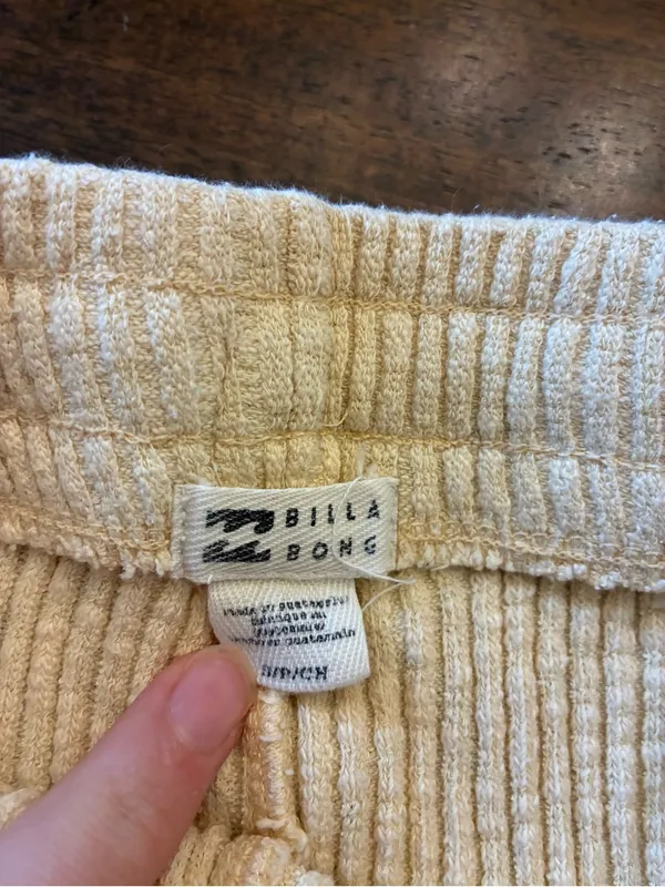 Billabong Soft Pants Women’s Small Yellow Ribbed Flare Sweater Pants - Image 2