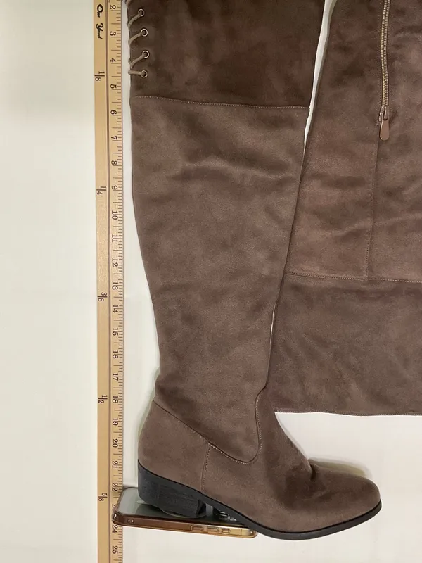 Women’s Brown Taupe Faux Suede Knee High Boots Size 8.5 Lace Up Side Zip Low Heel - Image 3