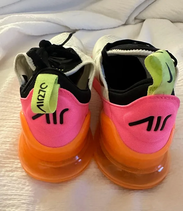 Nike Air Max 270 Sneakers - Image 3