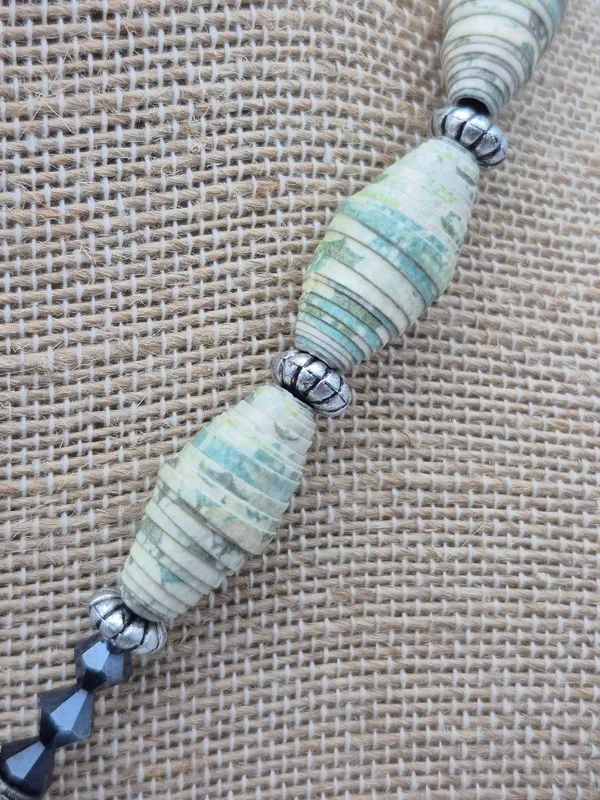 Artisan Black Green Bead & Faux Paper Bead Collar Teardrop Pendant Necklace 16" - Image 8