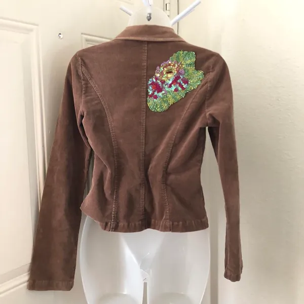 2000s Y2K Unique Brown velvet corduroy blazer jacket embroidered flower patch on the lapel - Image 2