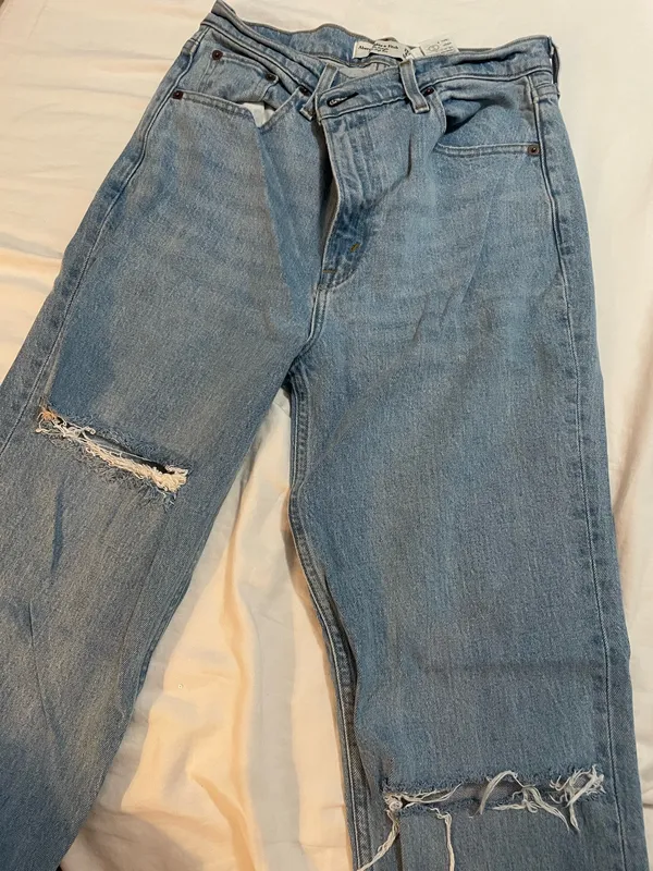 Abercrombie 90s Straight Ultra High-Rise Jeans - Image 3