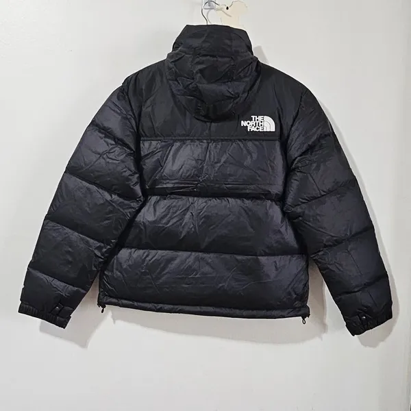 THE NORTH FACE Women’s 96 Retro Nuptse Jacket - TNF Black - Size M - NF0A3XEOLE4 - Image 5