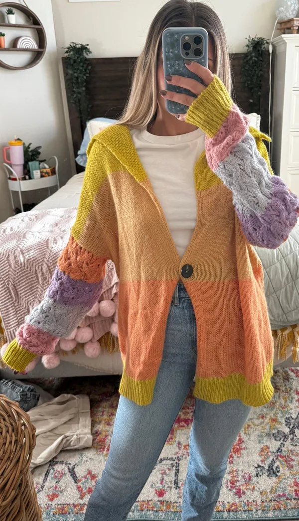 Storia Colorful Knit Cardigan - Image 3