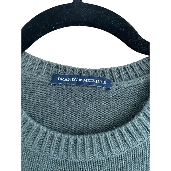 Brandy Melville Dark Green Wool Blend Crewneck Pullover Sweater One Size - Image 4
