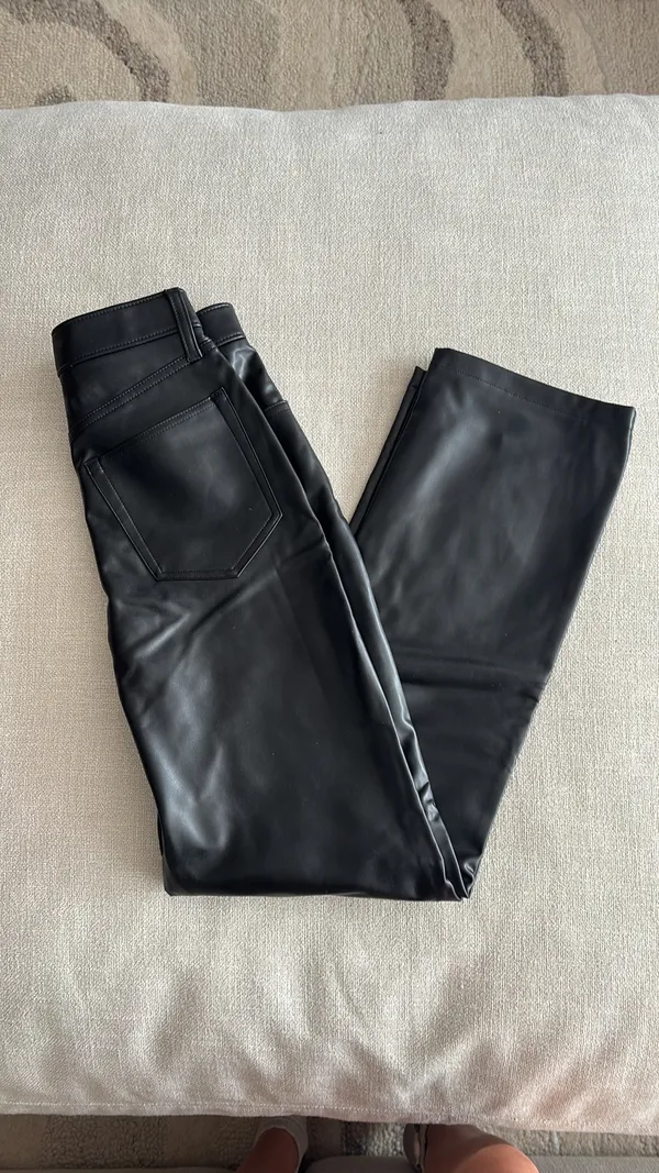 Abercrombie High-Rise Ultra Straight 90s Leather Pants - Image 3