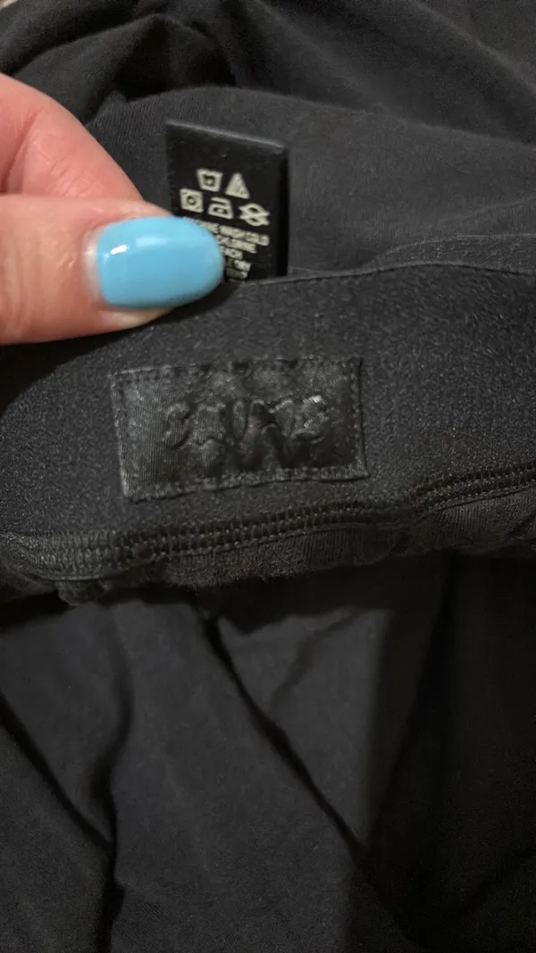 SKIMS Boyfriend Loose Pants Onyx - Image 4