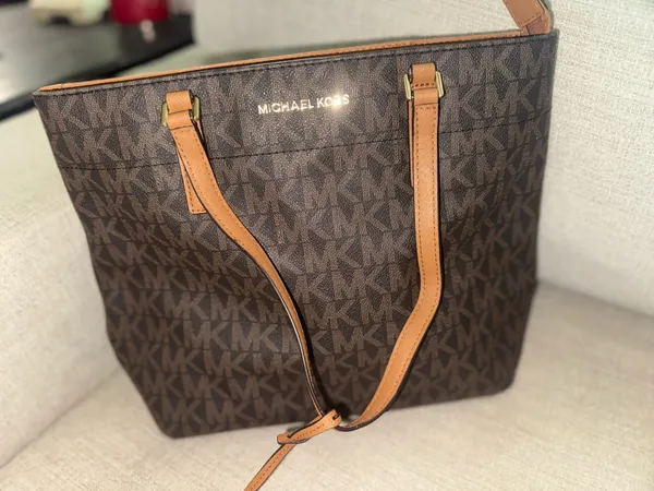 Michael Kors tote brand new - Image 2
