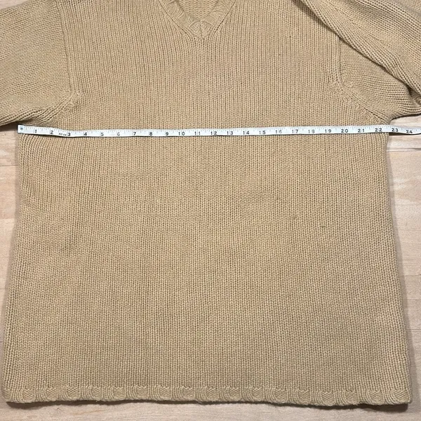 GAP Vintage Sweater Sz L - Image 5