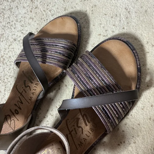Blowfish Malibu Womens B130 Metallic Bronze Strappy Ankle Buckle‎ Sandals Size 7 - Image 6