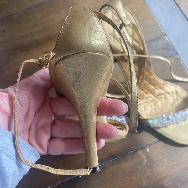 Enzo‎ Angiolini Eagiannes Sandals Womens Size 8.5 Gold Beaded Stiletto Heel Y2K - Image 8