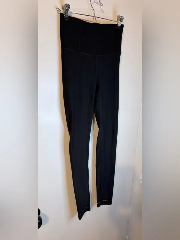 Lululemon Black High Rise Leggings Size 4 27” Inseam Zip Pocket - Image 5