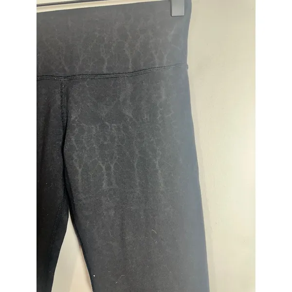 Lululemon‎ Align High-Rise Crop Leggings Black Embossed Leopard Print Size 4 - Image 2
