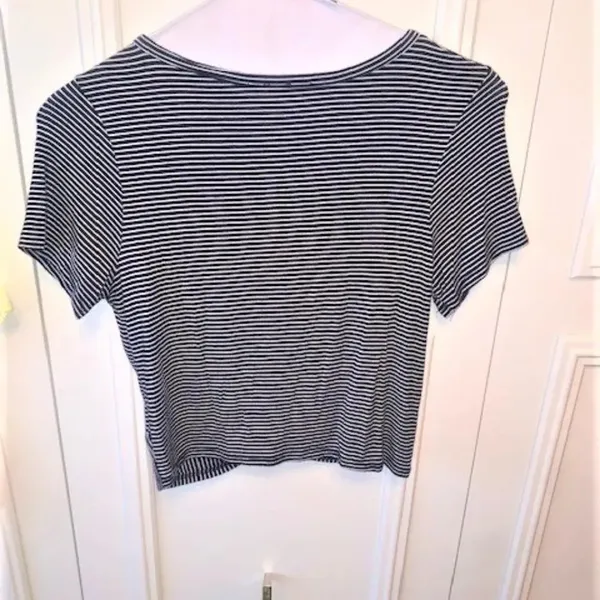 Set 2 Yellow front tie/B&W stripe front knot crop top‎ tee - Image 8