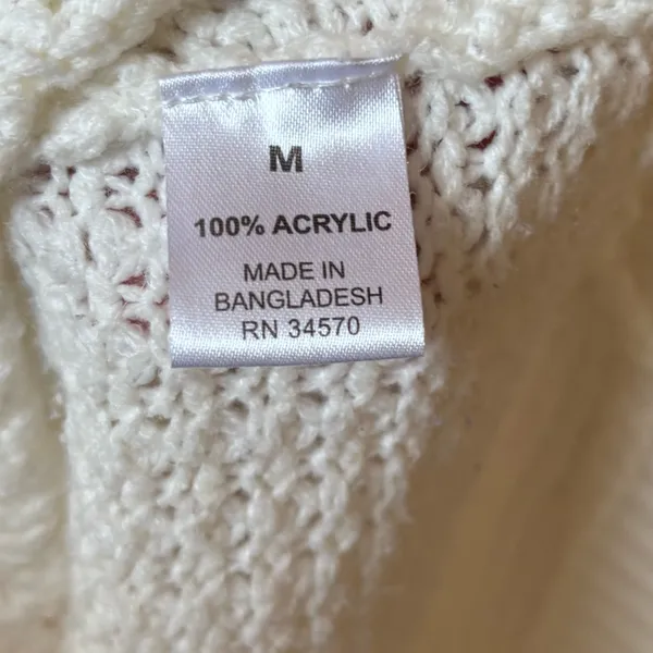 Women's White Cable Knit Sweater Size M - Image 2