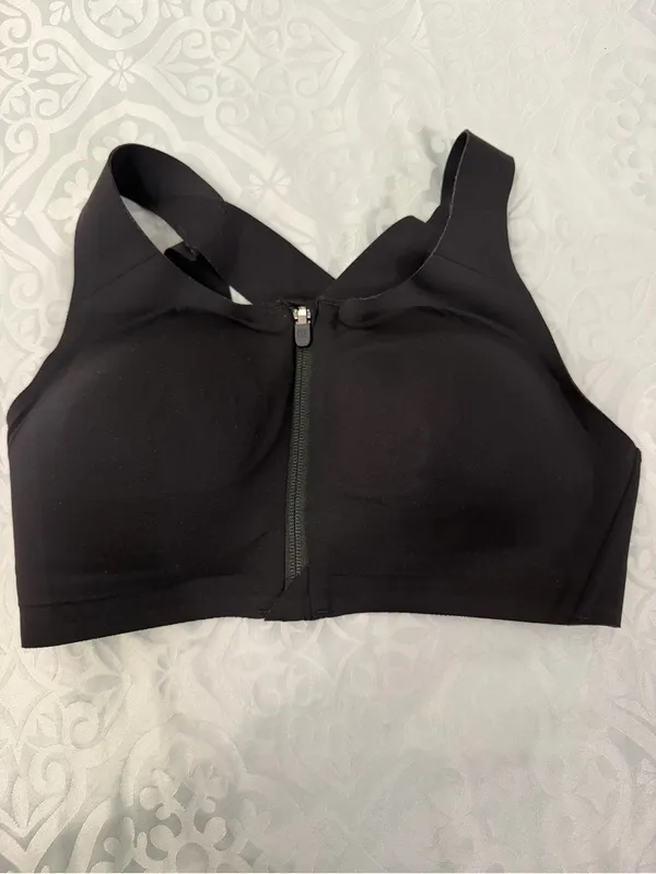 lululemon athletica Enlite Black Cross-Back Sports Bra front zip up - Image 2