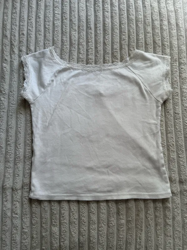 Brandy Melville white lace short sleeve  - Image 3