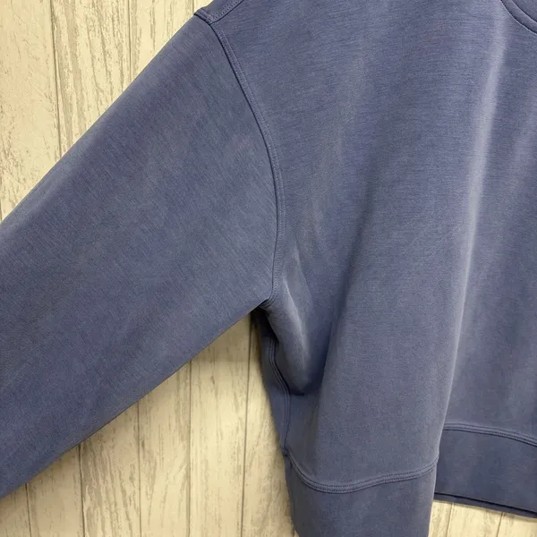 Womens Size 4 Lululemon Softstreme Oversized Crewneck EUC - Image 2