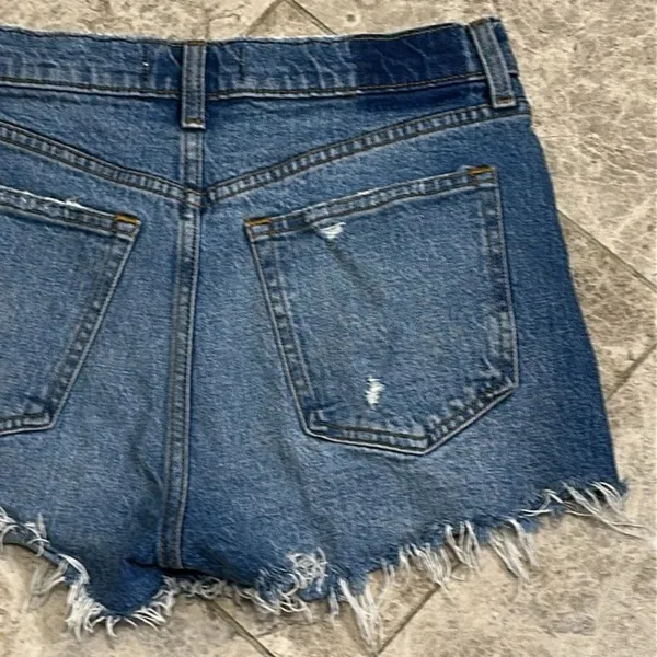 Abercrombie & Fitch High Rise The Mom Short Size 27 Distressed Cut Off Festival - Image 9