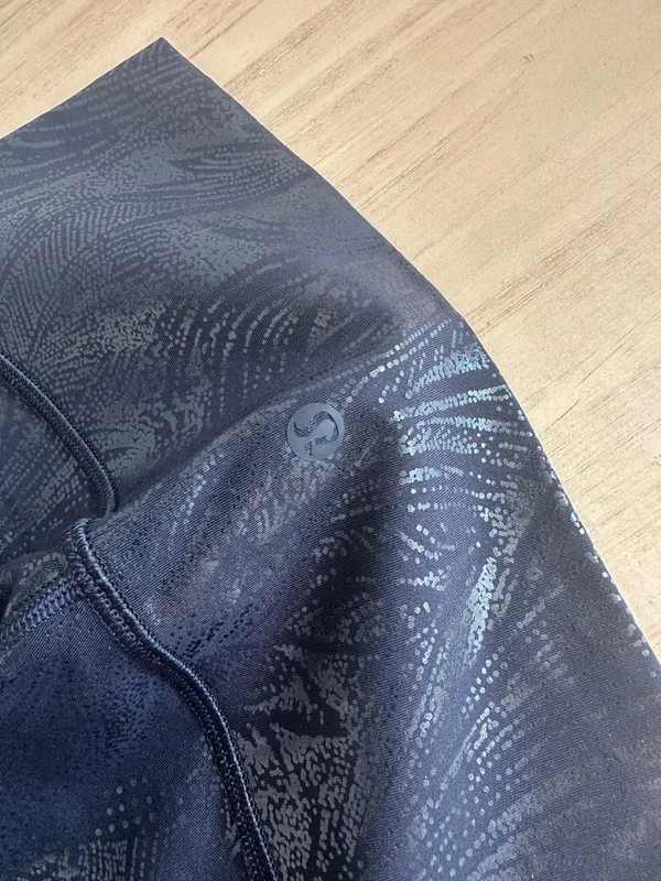 Lululemon Wunder Under High-Rise Tight 28" *Shine Acclimatize Black Black Foil 4 - Image 7