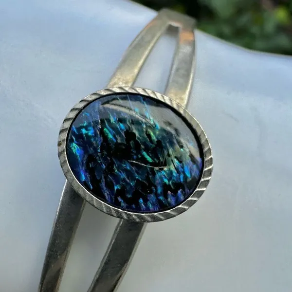 Silver tone blue bead cuff bracelet - Image 3
