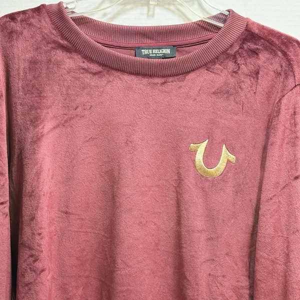 True Religion Women's L Burgundy Velour Cropped Sweatshirt Gold Logo Cuffs - Image 2