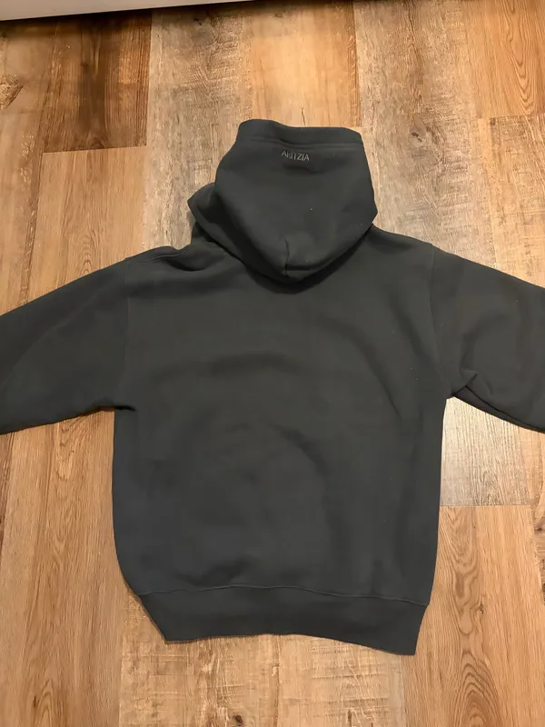 Aritzia Sweat Set Matching - Image 3