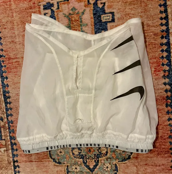 Nike Women’s Tempo Luxe Run Division 2-in-1 Shorts XS - Image 2