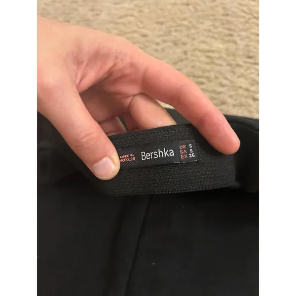 Bershka mini skirt small size black - Image 5