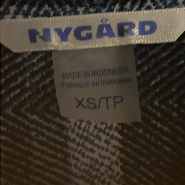 Nygard blouse. Blue whites black striped. 2/3‎ sleeve blouse eves. Size XS - Image 3