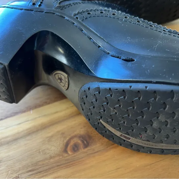 Ariat Women’s Black Leather Wingtip Slip-On Shoes Size 7.5 - Image 5
