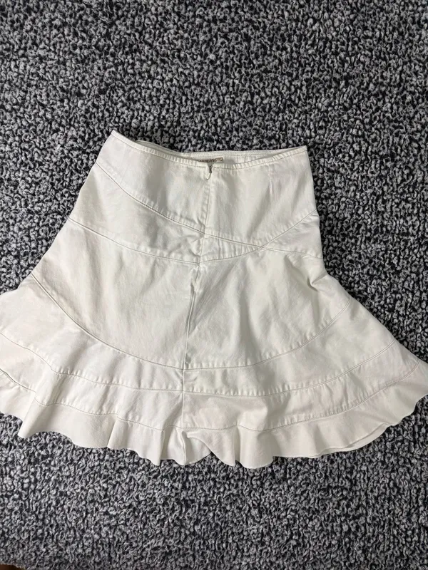 DKNY White Denim Ruffled Mini Skirt Paneled A-Line High Waisted Size 8P 100% Cotton - Image 5