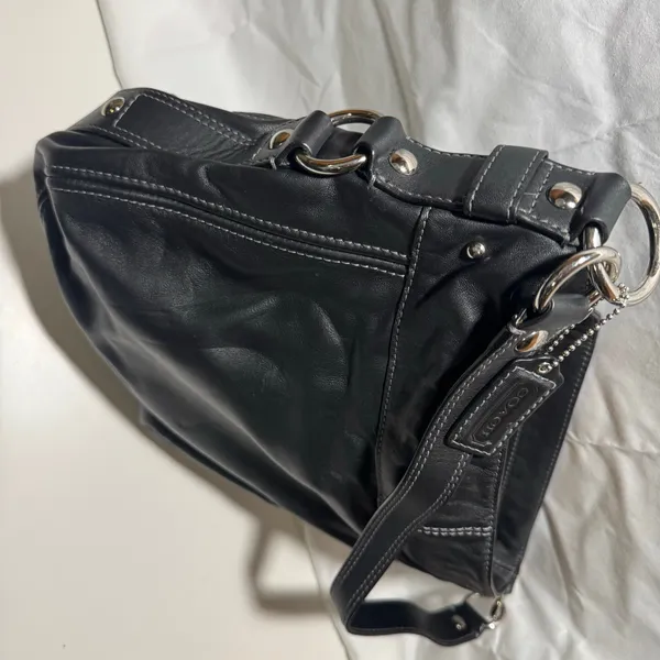 Coach Bag Black 'Zoe' E1032-F14706 Patent Leather Purse Hobo Shoulder Bag - Image 3